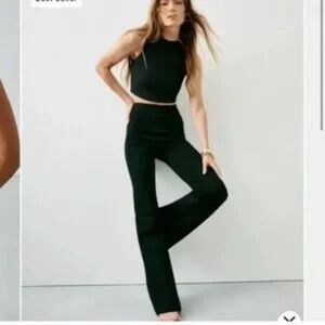 Spanx Smooth perfect fit Pointe flare pant size Small Navy petite